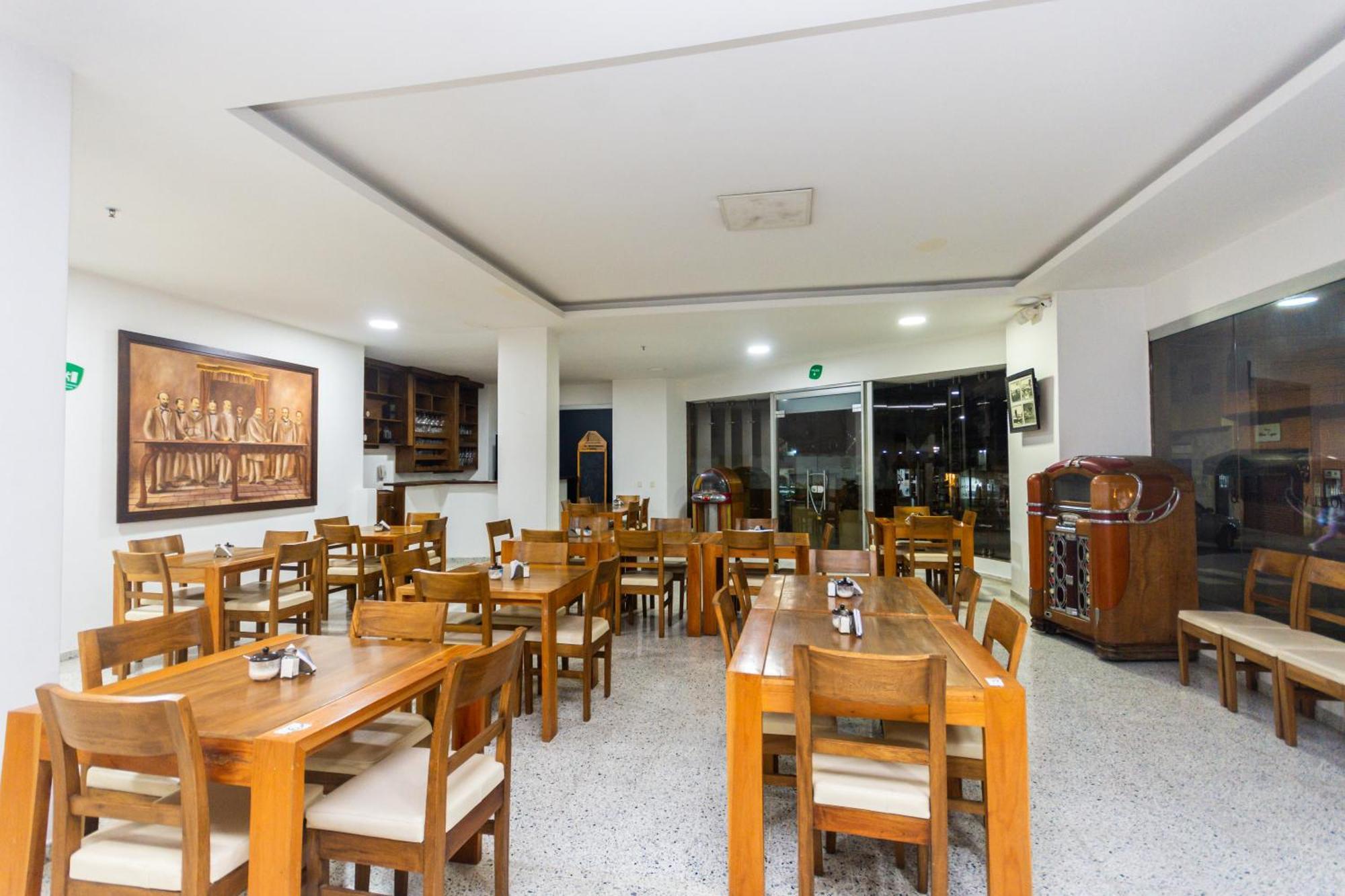 Hotel Bicentenario Rionegro Exteriér fotografie